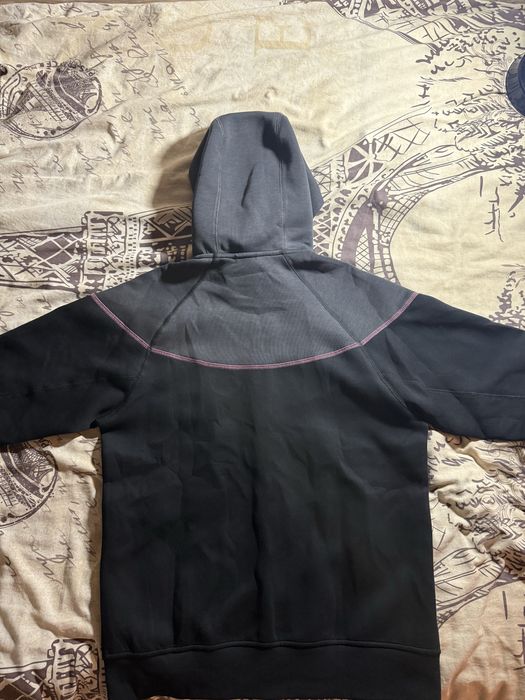 Nike Tech Fleece Windrunner x Central Cee