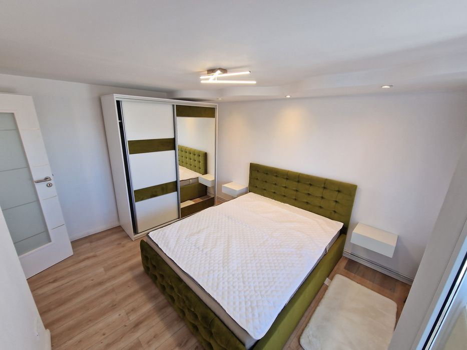 Inchiriez apartament 3 camere
