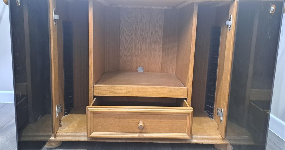 Тумба под телевизор IKEA