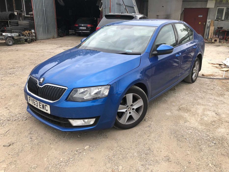 Piese pentru Skoda Octavia 3 -1.6 tdi CLHA albastru LF5W