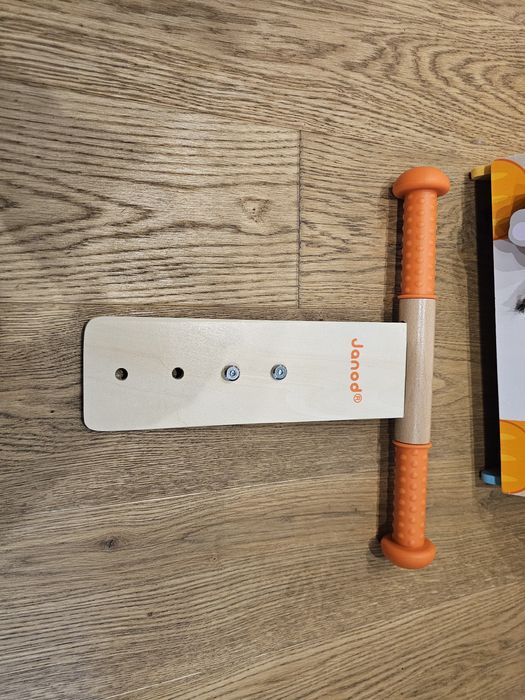 Проходилка Janod Wooden Activity Baby Walker Cat - 21.1" Tall - Ages 12 Months+ - J08005