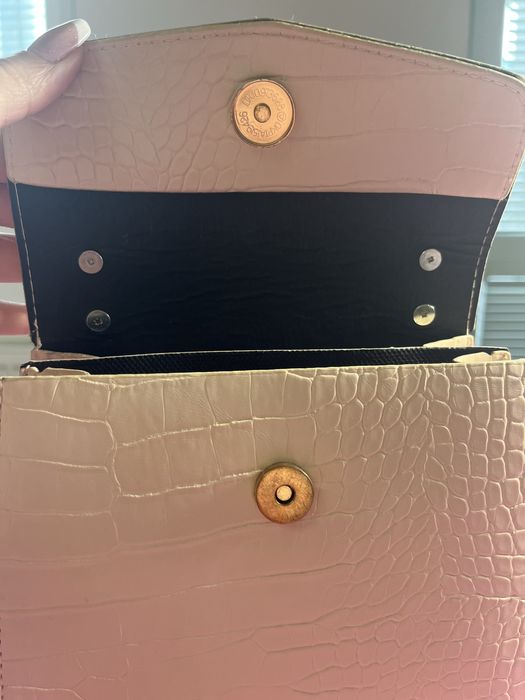 Бежова чанта от еко кожа