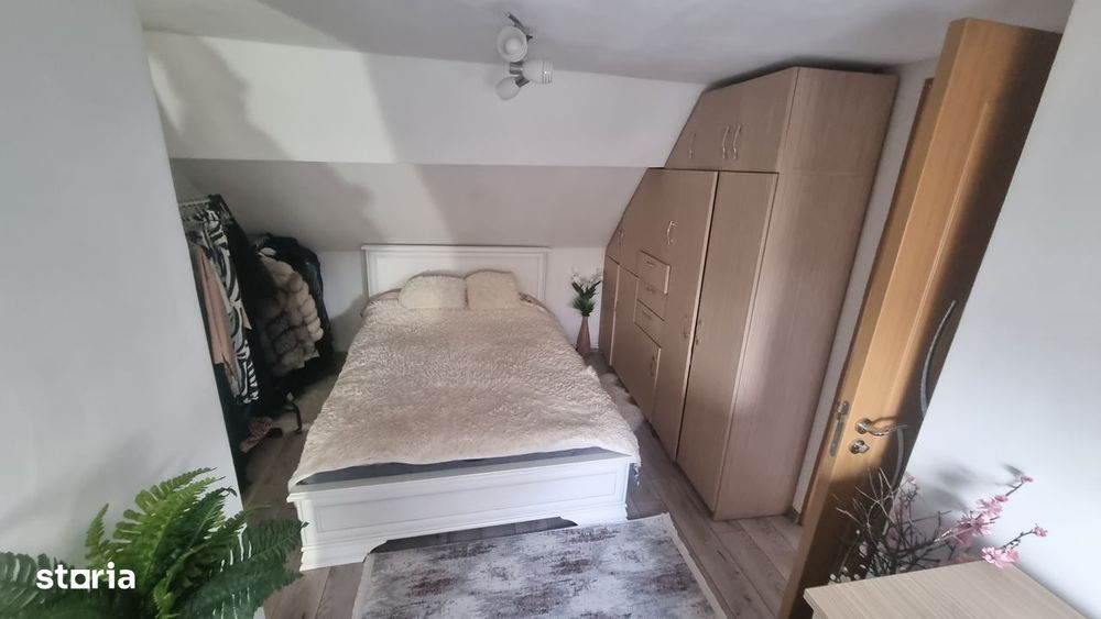 Apartament la casă zonă liniștită