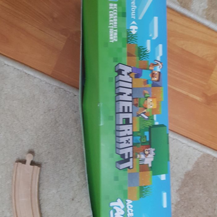 colectia tagz minecraft carrefour