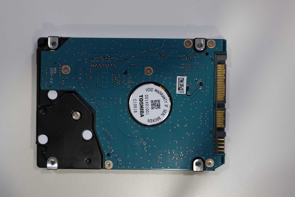 хард диск за лаптоп TOSHIBA 2.5 640gb