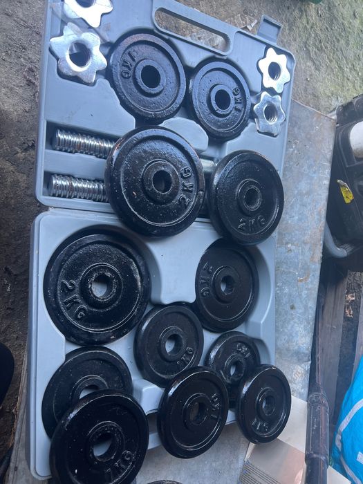 Комплект дъмбели