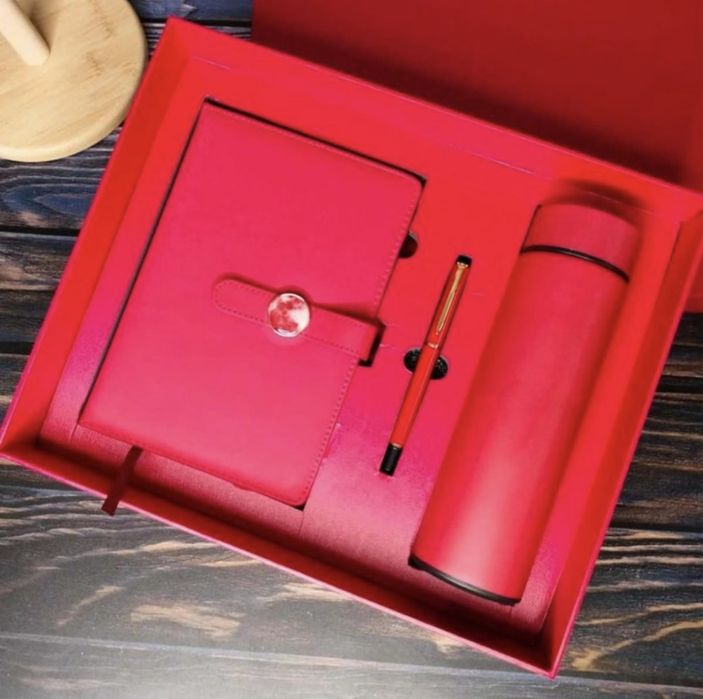 Подарки на 8 марта. брендирование. Корпоративные подарки