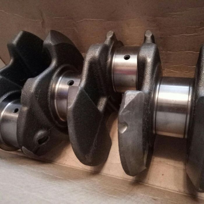 Коленчнтый вал приора