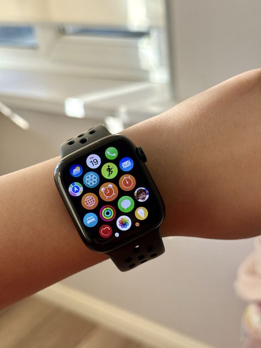 Apple Watch Series 7 (GPS)