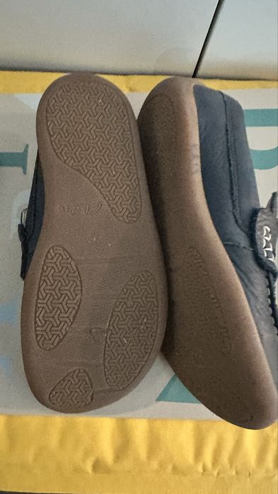 Обувки Clarks естествена кожа 29 номер