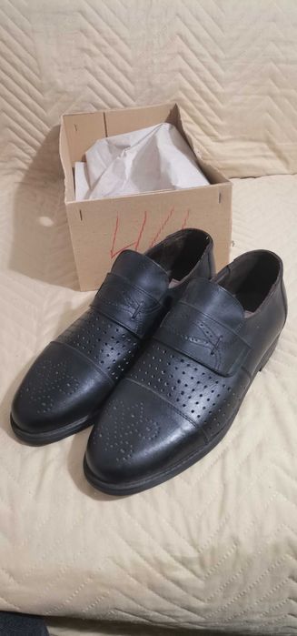 Обувки половинки 100% ест. Кожа