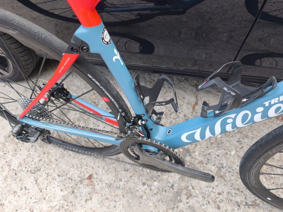 Cursiera Willier cento10ndr disc brake chorus 12 fulcrum racing zero marime S 49cm   top