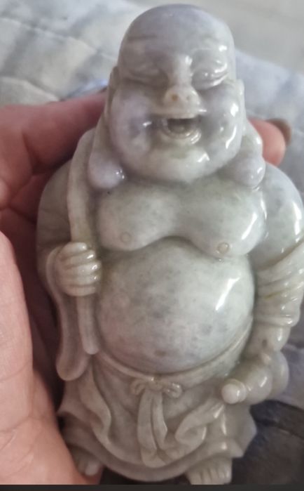 Statuetă Vintage Budai (Buddha cel Vesel) din Jadit Natural Lavandă – 550g, Sculptată Manual cu Inscripție de Prosperitate