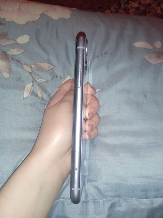 iPhone 11 б/у срочно