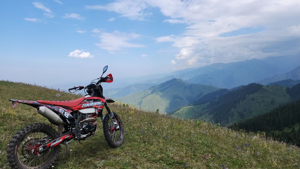 Zuumav S8 nb300 полноразмерный эндуро