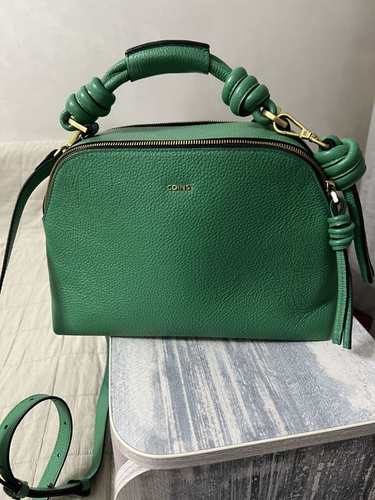 Продам дамскую сумочку coins
