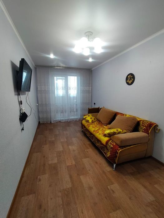 Экибастуз, 22 мкр. Двухкомнатная квартира ,  не угловая 5/5 ,