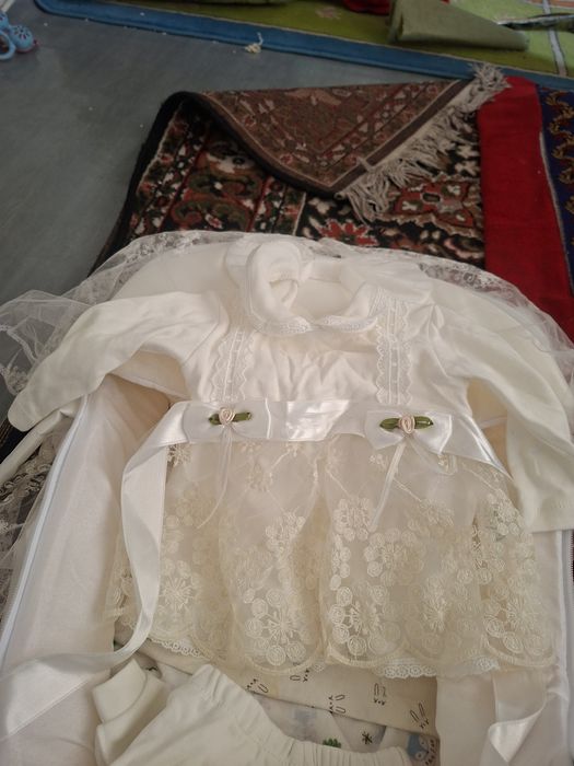 Конверт выпыска радом