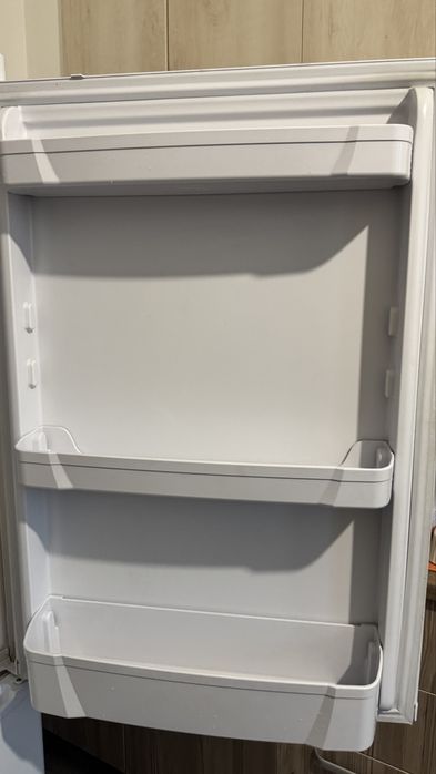 Холодильник INDESIT