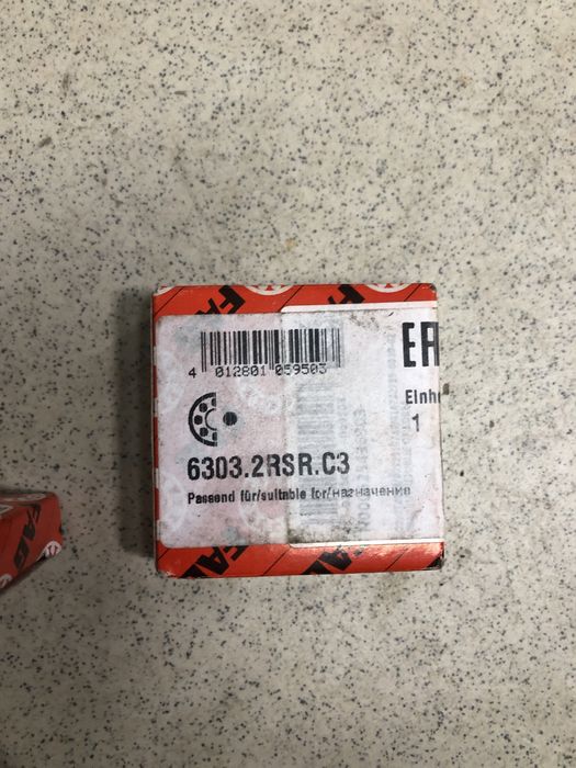 Продам генератор PASSAT B6 140A