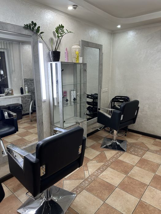 Сдается кресло парикмахеру