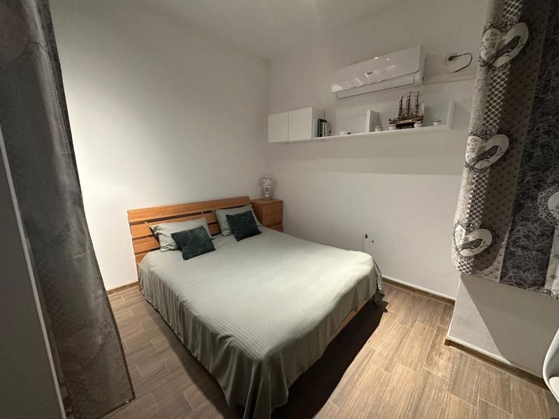 Продава се Двустаен апартамент в к.к. Слънчев бряг - 50 кв.м за 1350 €/кв.м - Снимка #5