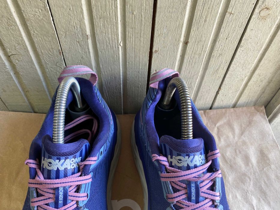 ''Hoka One One Bondi 6''оригинални маратонки 39 номер
