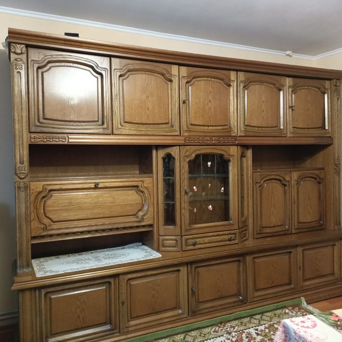 Vand mobila living, in stare buna