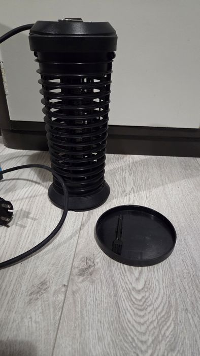 Лампа против комари и нощни насекоми модел HG03494A