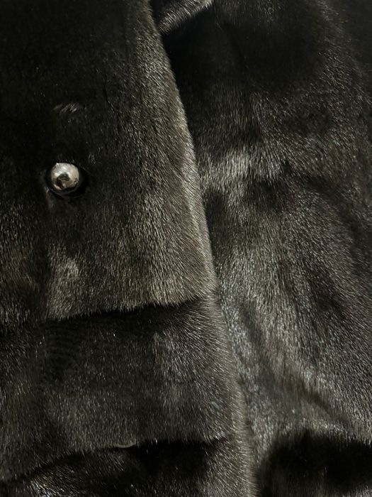 Продам норковую шубу