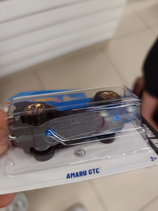 Hot wheels th(treasure hunt)