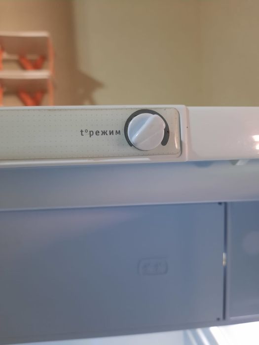 Офисный холодильник