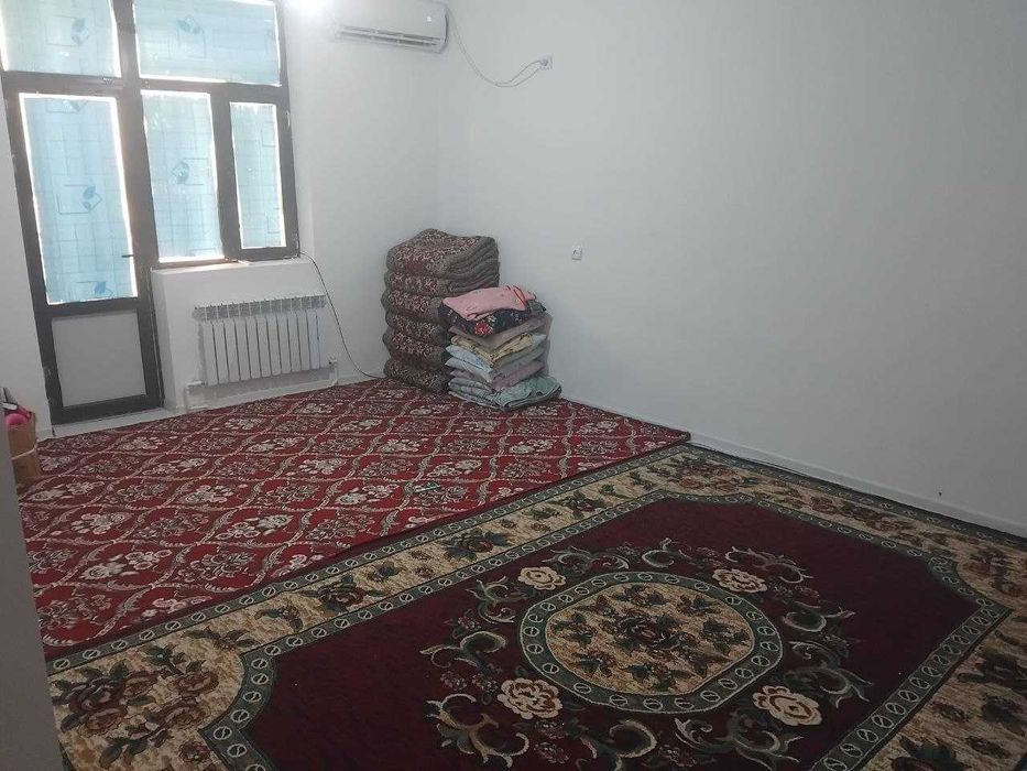 5 каватли уйнинг 5 каватида жойлашган 3 хонали хонадон сотилади