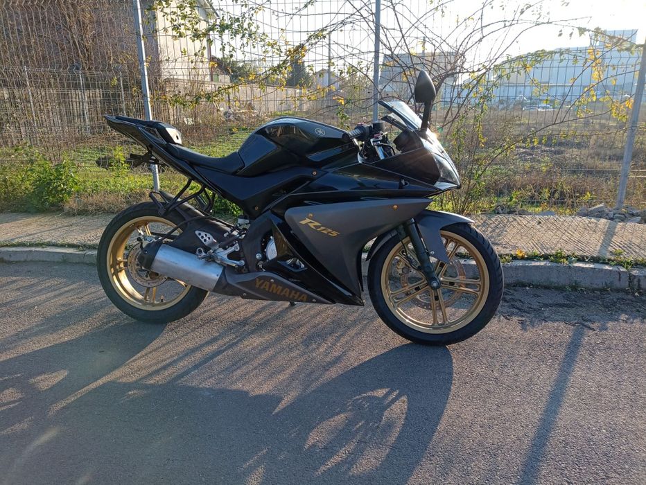 Yamaha yzf r125 A1
