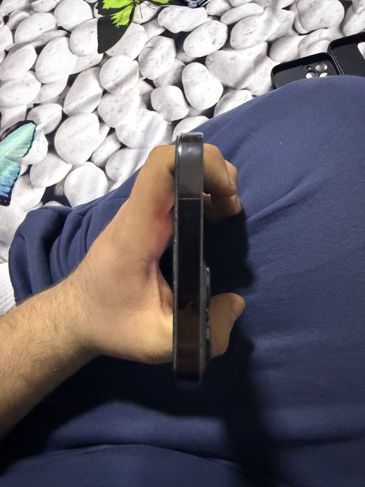 Iphone 12 pro max 512 baterie 79%