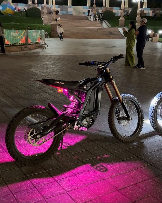 Surron light bee x  2025