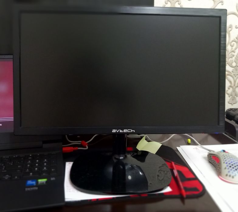 Срочно! Монитор AVTECH 60Hz Цена договорная!!!