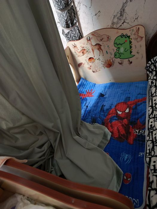 Продам детскую кроватку почти новая