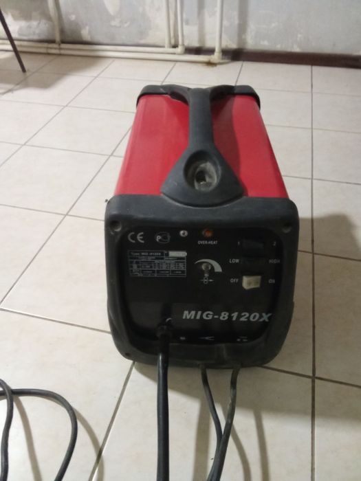 Svarka aparat sotiladi