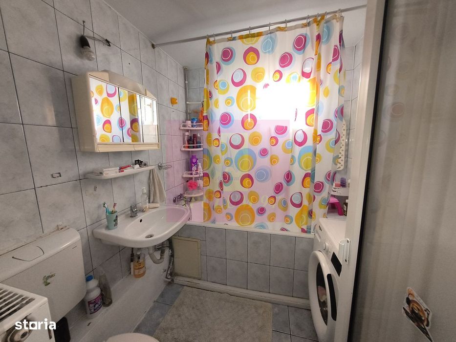 Apartament spațios de 4 camere bl 1982 Berceni etajul 8 bloc anvelopat