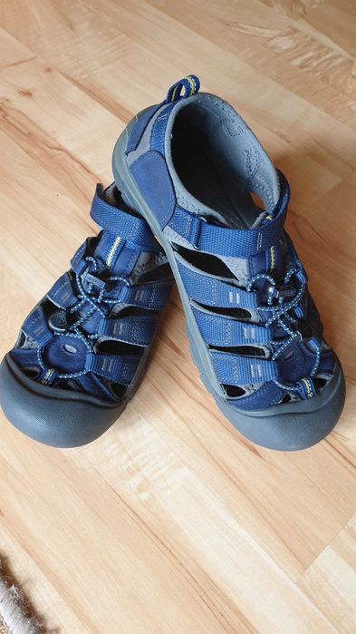 НОВИ Сандали  Keen