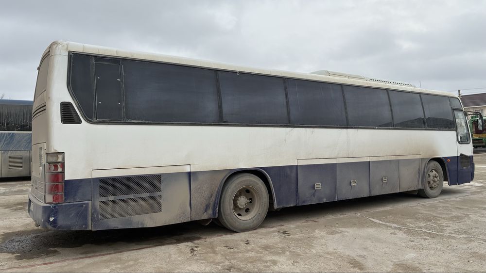 Автобус транспорт