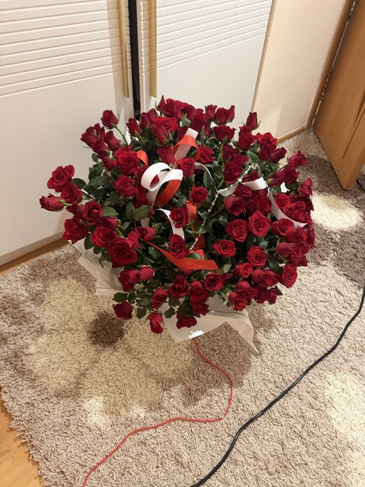 Астана продам цветы 101 роза