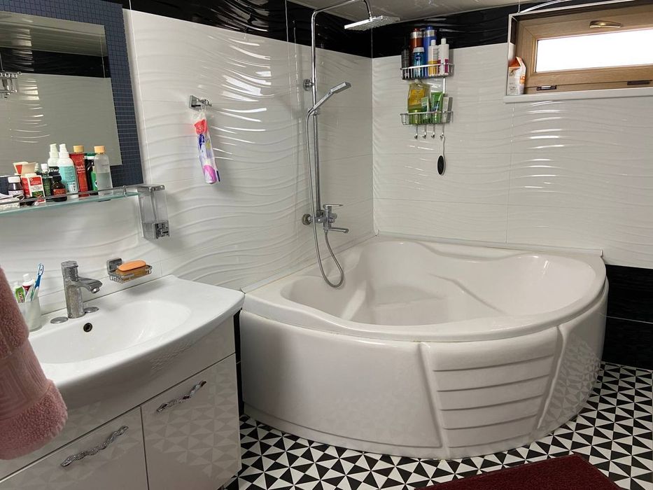 Самаркандский томонда чиройли участка сотилади.