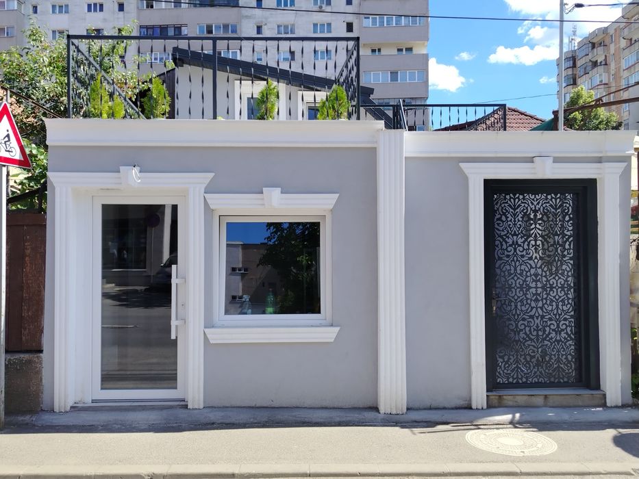 Închiriez spațiu comercial, 24 mp, pe strada Dâmboviței