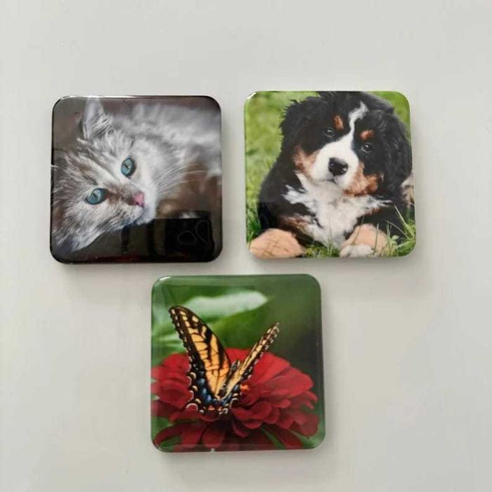 Magneți personalizați metal 5x5 cm – amintiri unice pentru frigider