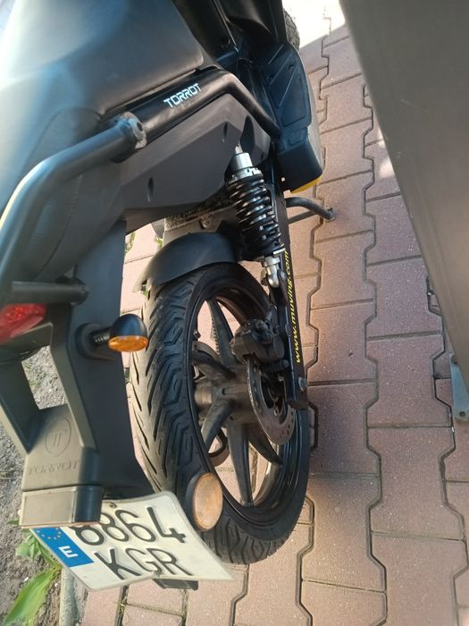 Scuter electric  .