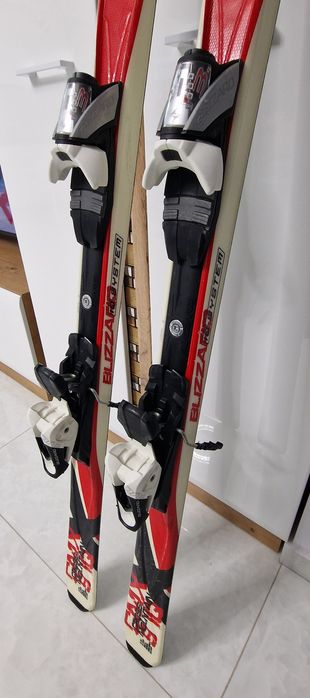 Schiuri Blizzard cmx 9 IQ 170 cm