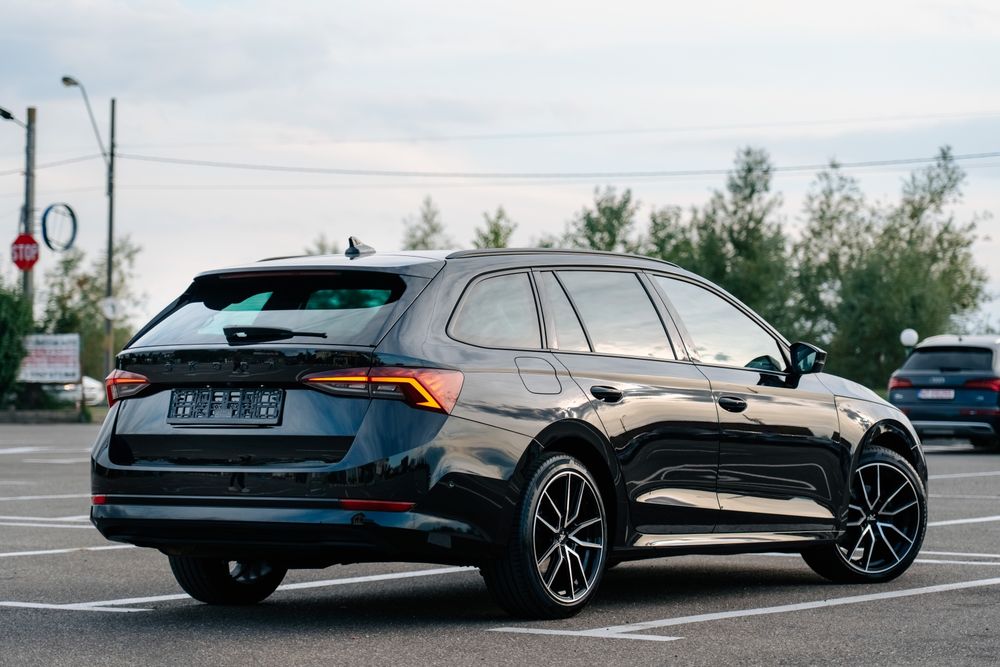 SKODA Octavia 2021 — imagine 4