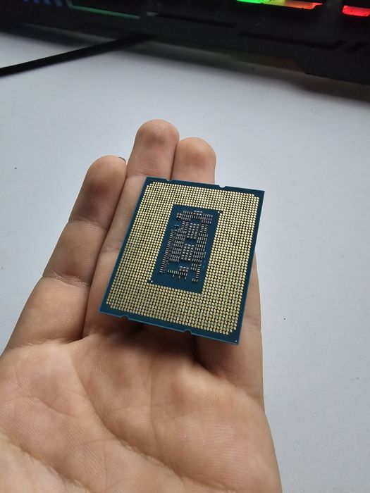 Procesor Intel Core I5 12400F